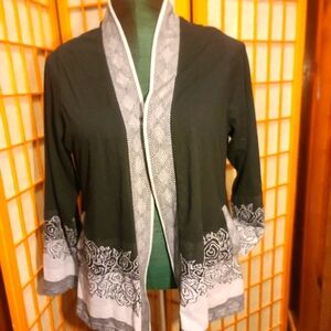 Parsley & Sage Black and Gray Lace Trim Cardigan